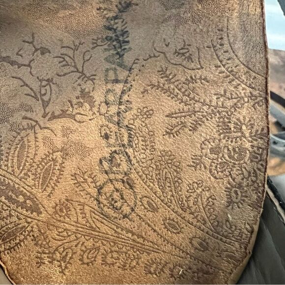 BEARPAW Julianna Pewter Sandals Sz 9 Silver/Pewter - Picture 16 of 16